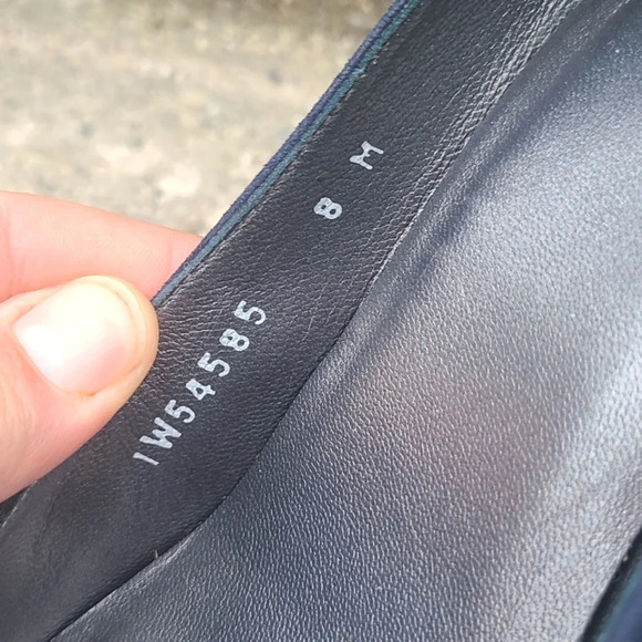 Stuart Weitzman Blue Suede Shoes - Picture 4 of 8